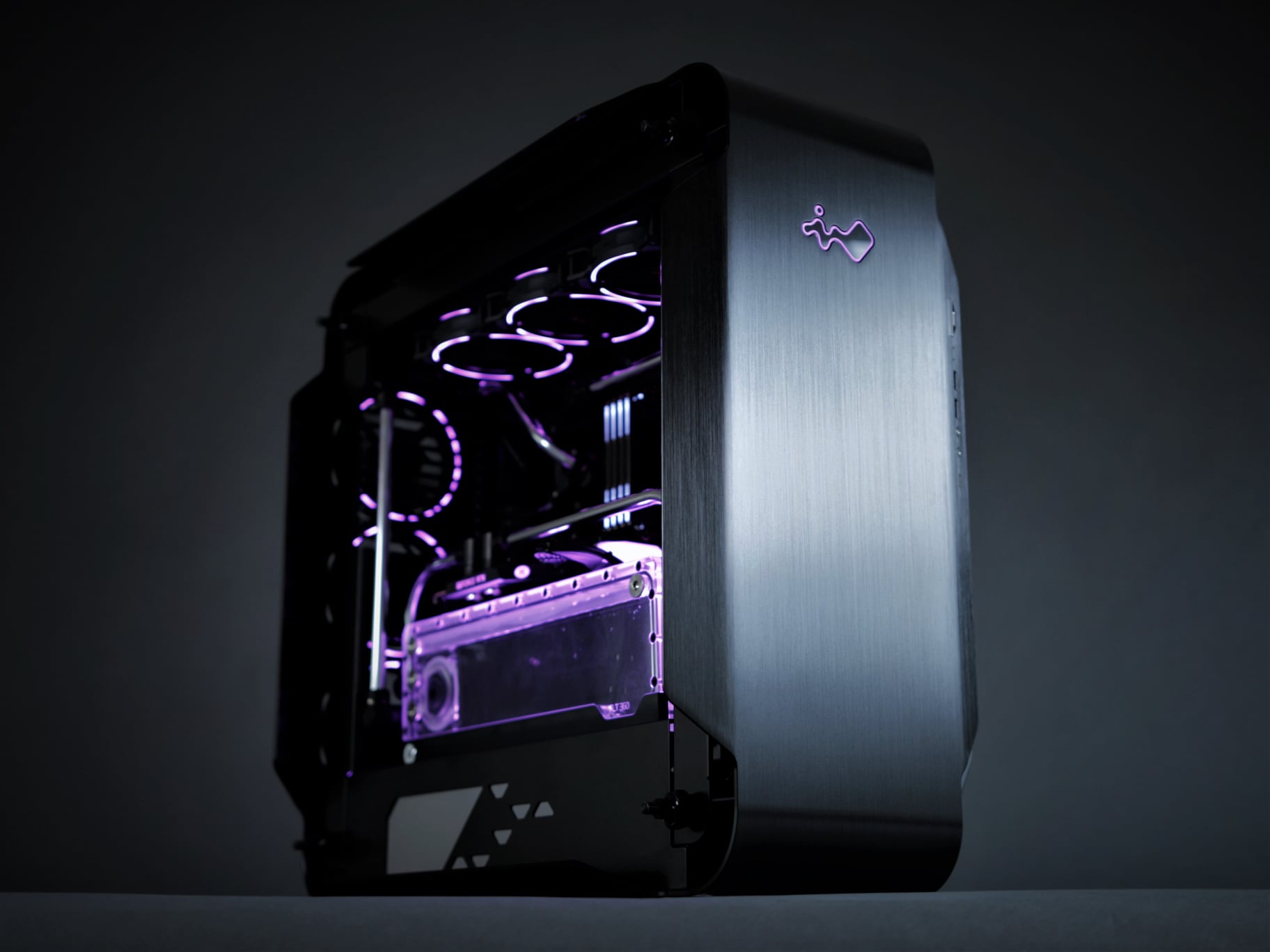 水冷电脑：InWin迎广925机箱简洁水冷电脑MOD黑、淡紫配色图片
