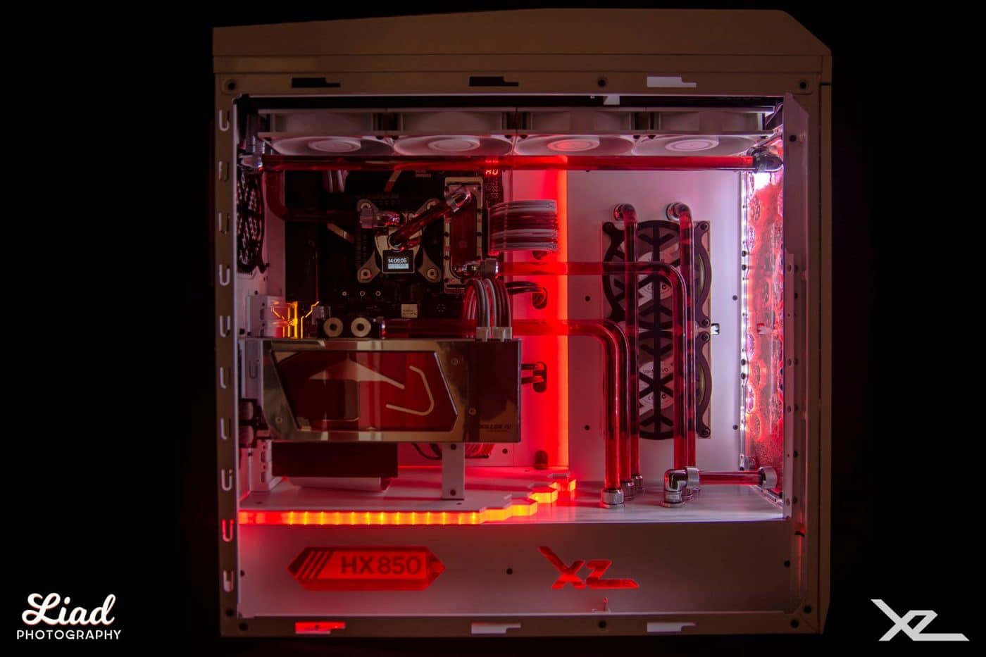CM Storm Stryker Case红色水冷主机MOD方案图片