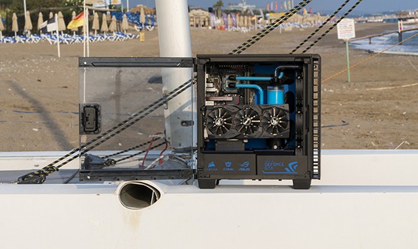 机箱MOD：海盗船Corsair Carbide 400C水冷装机秀图片