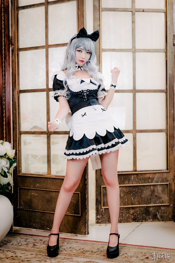 韩妹COS《黑色沙漠》女仆装 白皙美腿性感又火辣！图片
