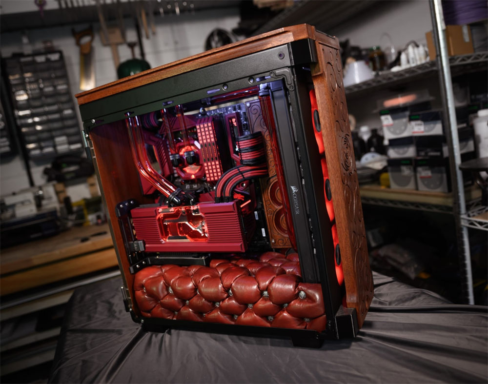 《吸血鬼：避世血族2》主题水冷电脑：Toreador 复古水冷主机MOD图片