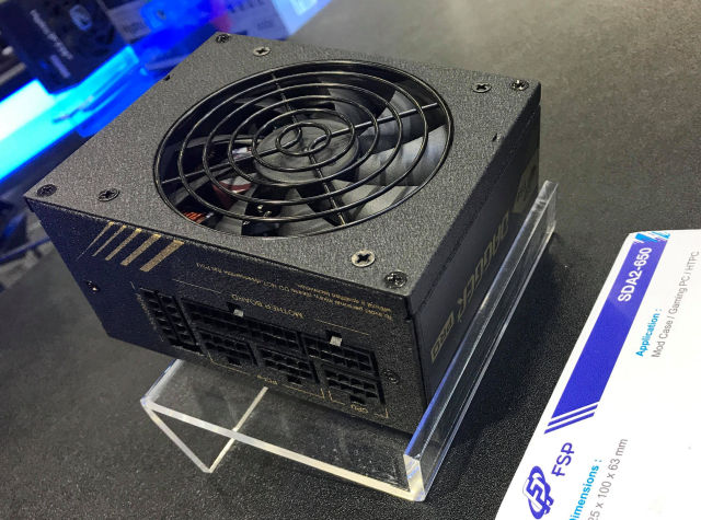 Computex 2019 FSP发布防潮Hydro G Pro电源及开放式机箱CMT710图片